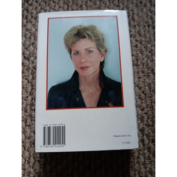 Trace  by Patricia Cornwell Large Print HCDJ 2004 Scarpetta Novel - Picture 2 of 16